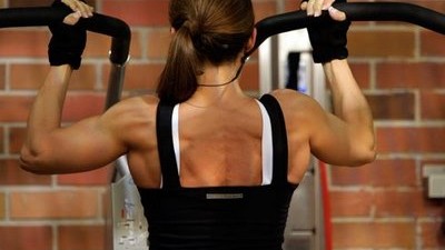 Keep That Chin Up: Pull-ups Vs. Chin-Ups and How To Perform Them Correctly