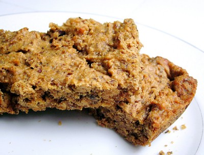Snack Recipe: Homemade Protein Bars