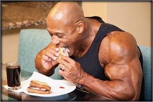 Muscle Building Q & A: 10 Fitness Industry Experts Are Interviewed